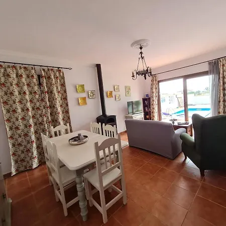 Adelfas Chaparrillo 샬레