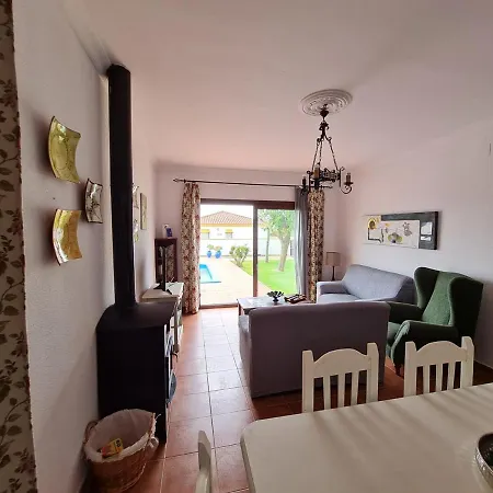 Adelfas Chaparrillo 샬레 콘일데라프론테라