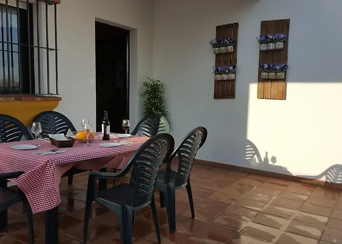 لاس أديلفاس تشاباريلو