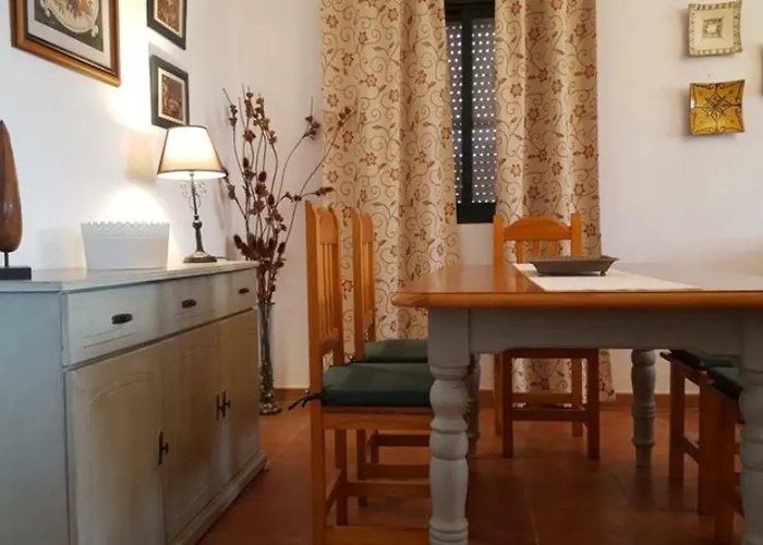 لاس أديلفاس تشاباريلو