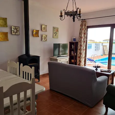Chalet Adelfas Chaparrillo